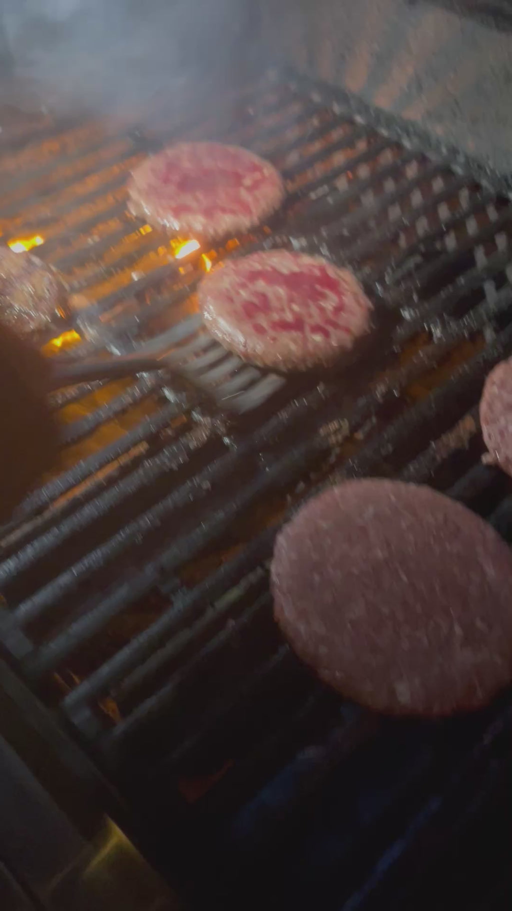 Australian Wagyu Burger Patties. Patties 1/2 lb Wagyu burgers. Eight 8 oz burgers. 4 pounds total.